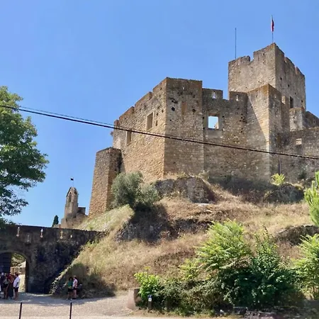 Ikigai فندق مبيت وإفطار Carvalhal (Leiria)